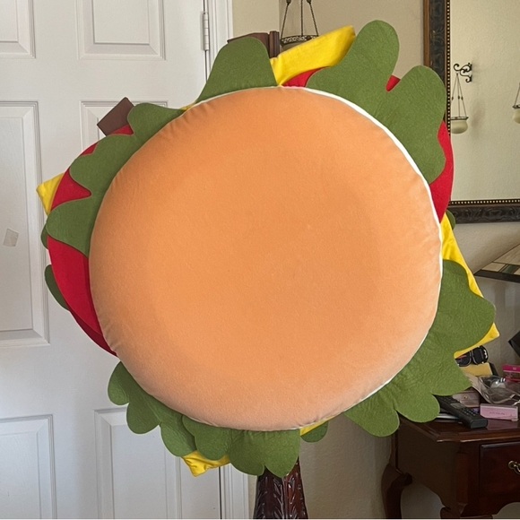 Pottery Barn Kids Cheeseburger Hamburger Halloween Plush 3D Costume sz 4-6 EC - Picture 4 of 5